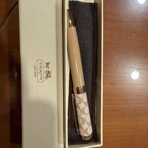 Coach Beige and Gold Patterned Pen